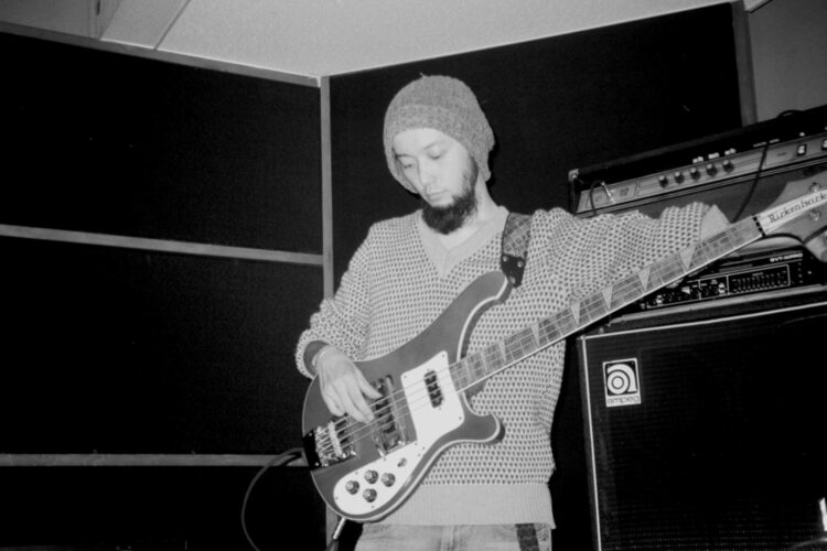 Biography | 踊ってばかりの国