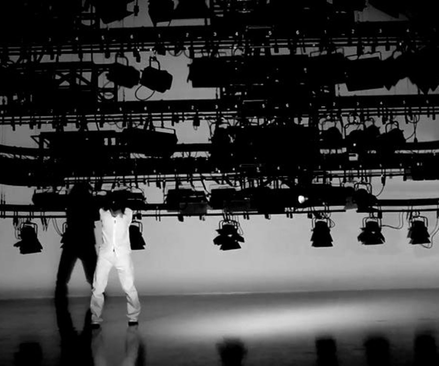 世界が見たい　MV